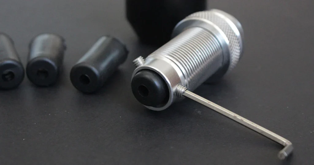 Knob Thread Standards