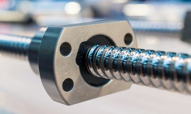 How Does Lead Screw Lubrication Improve Performance
