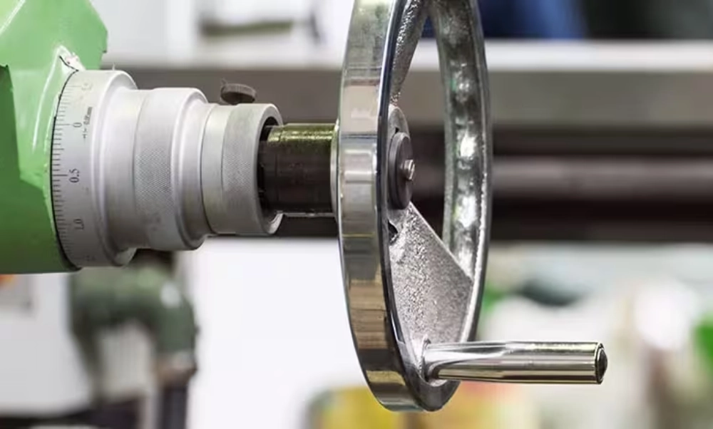How Does Plastic Handwheel Compare With Metal Handwheel